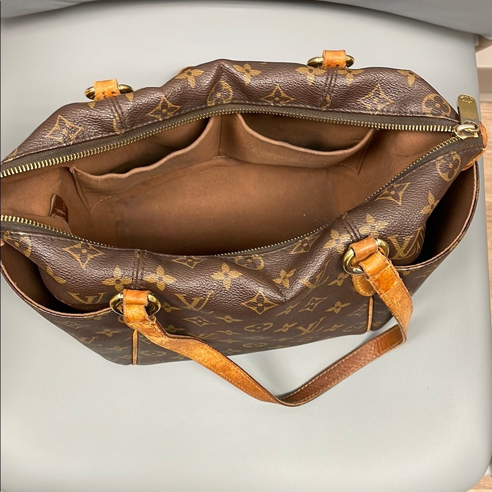 Louis Vuitton Brown Monogram Tote - Picture 2 of 7